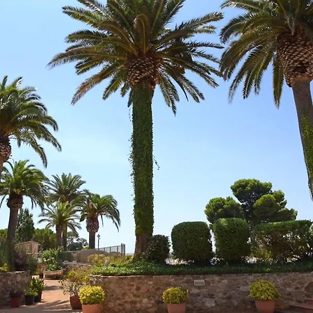 San Carlos 4*